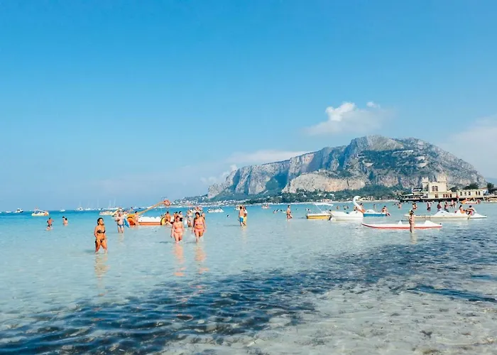 Alba Del Capo